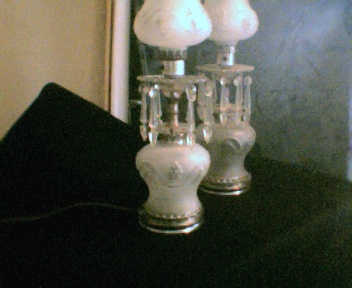 antique_glass_lamp_set2.jpg