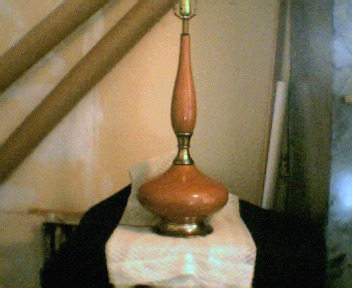 brown_and_brass_lamp1.jpg